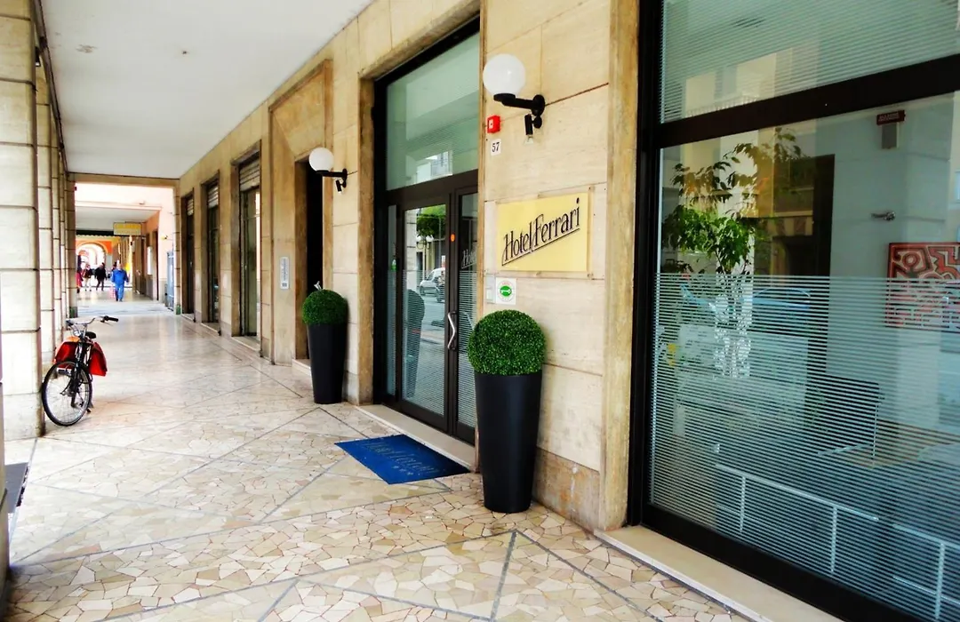 Hotel Ferrari-1