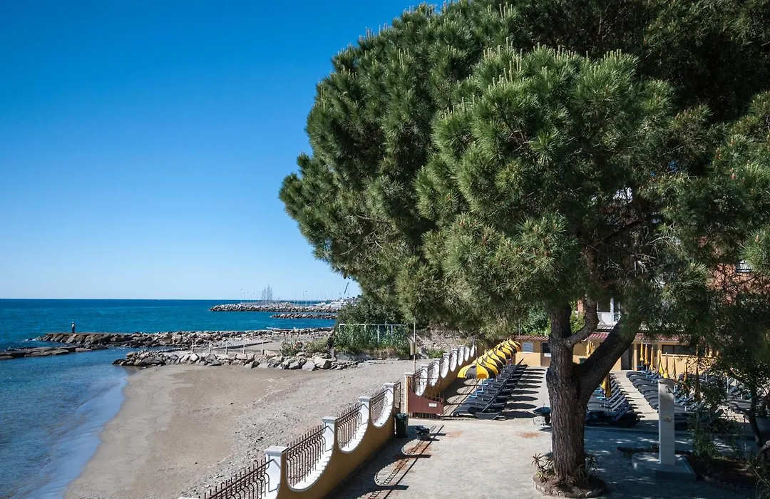 Hotel Residence Mediterraneo-1