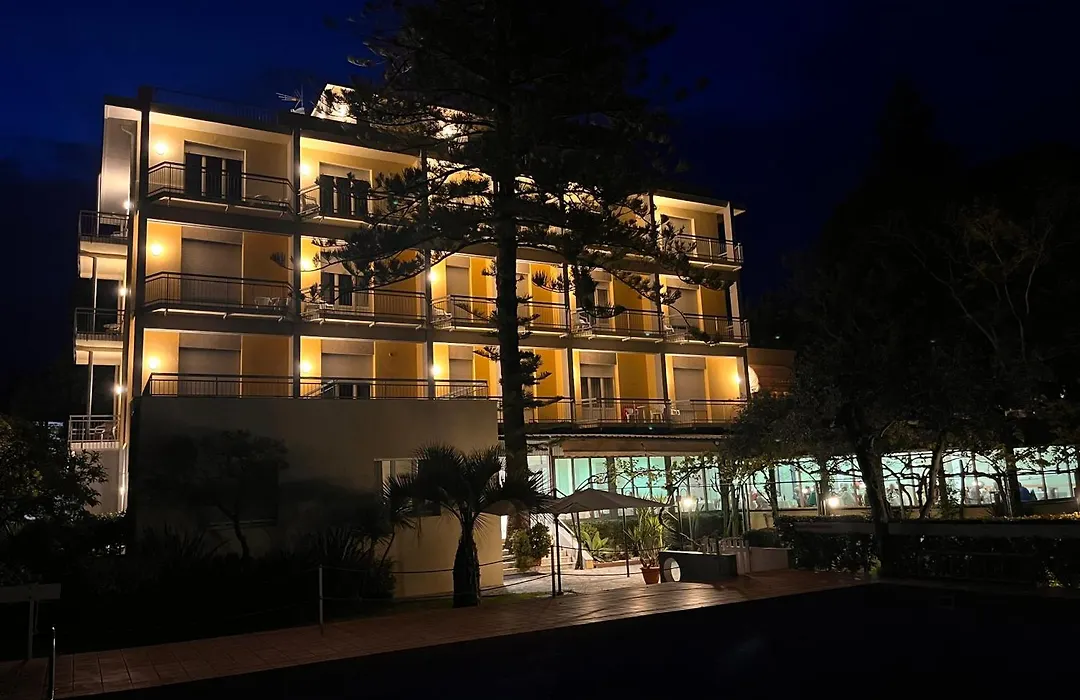 Hotel Eden Park-1