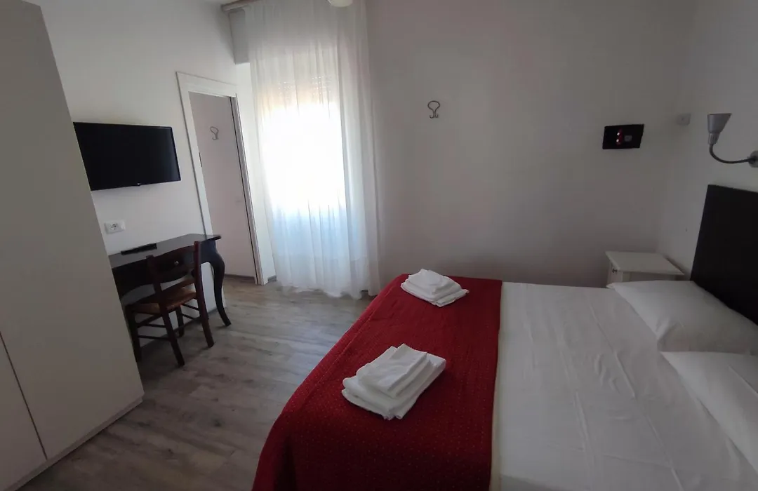 Hotel Tirreno-1