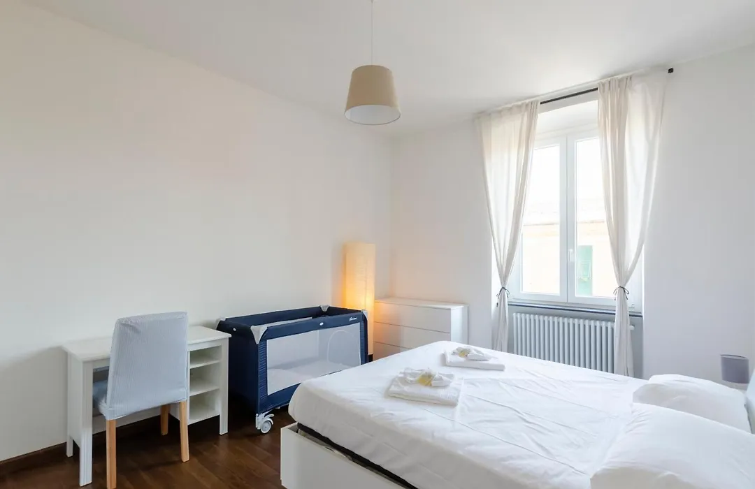 Joivy Spacious Family Apt For 4, In Carignano, Genoa-1
