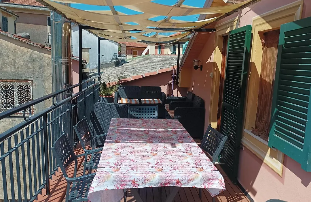 Delizioso Attico Con Ampio Terrazzo E Garage A Due Passi Dal Mare E Dalle Cinqueterre Lt-0485-1