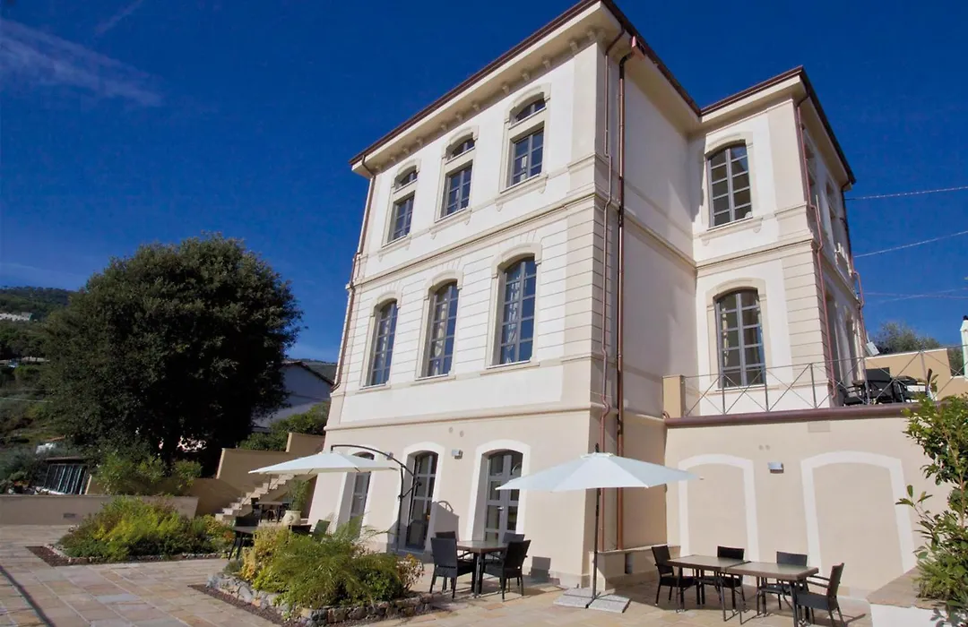 Miramare Apartments&Suites-1