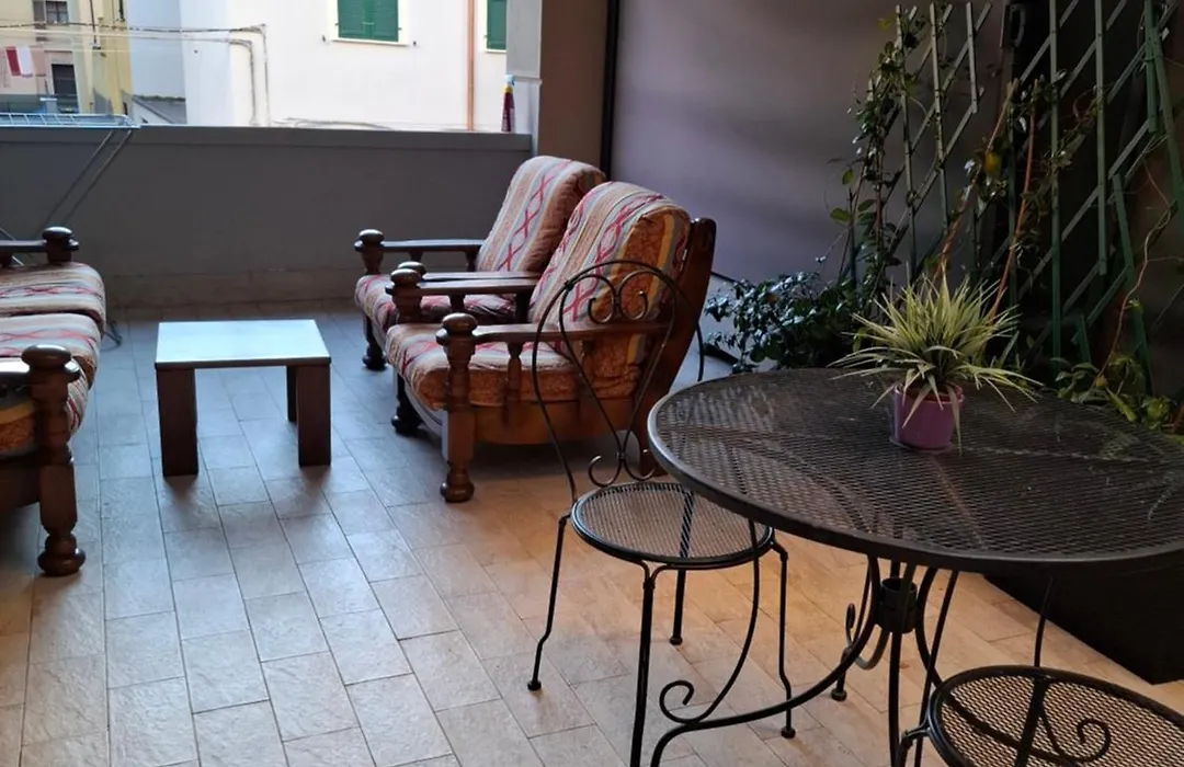 Suite House 5 Terre-1