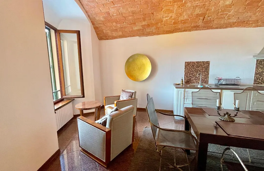 City Apartment On The Beach-1
