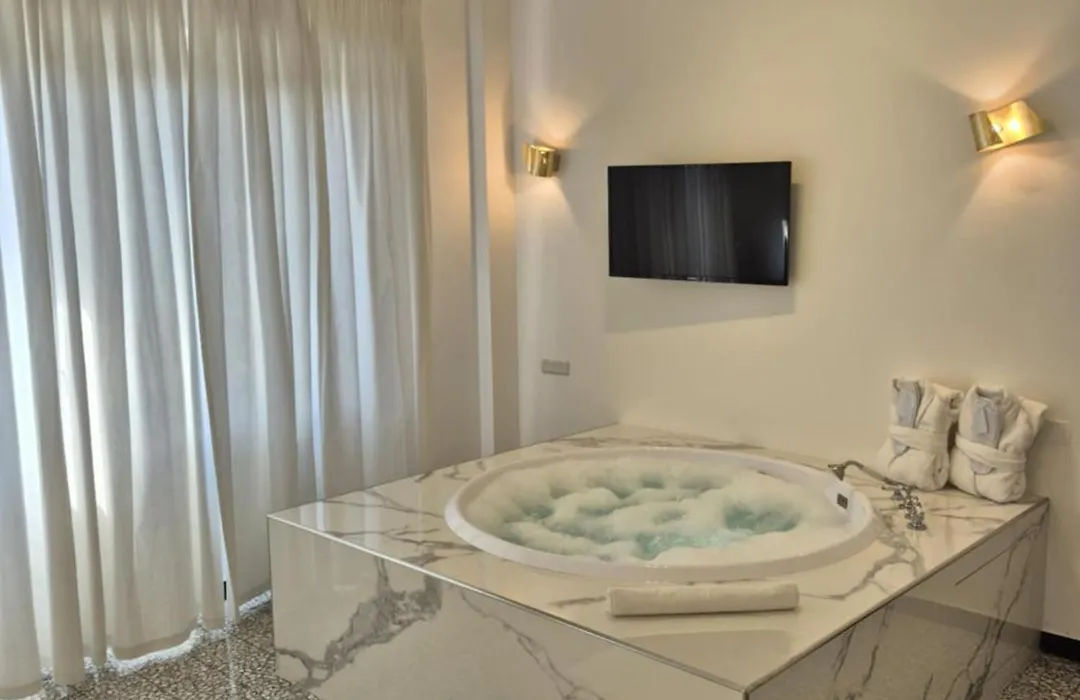 Eveline 2 - Piscina Privata O Jacuzzi-1