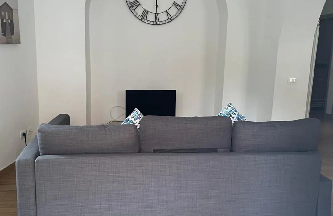 Elle'S House-1