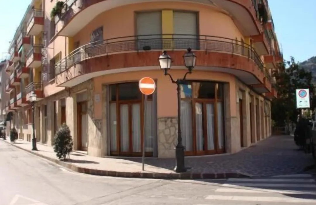Hotel Mignon 50 Mt Dalla Spiaggia E Dall'Isola Pedonale-1