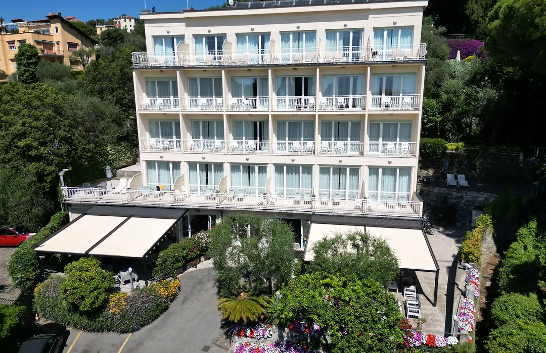 Hotel L'Approdo-1