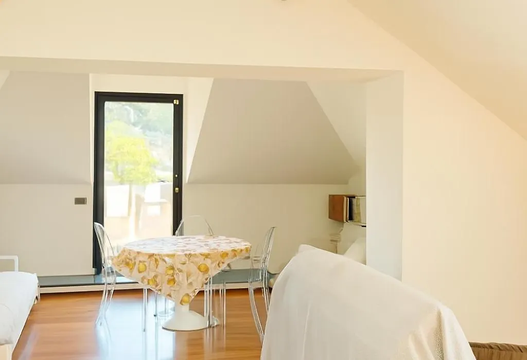 WELCOME RIVIERA - ATTICO SAN FAUSTINO 165 mq più 110 mq di terrazza- IN VILLA 700 ,VISTA MARE STREPITOSA-100 m dalla spiaggia-PARKING ESCLUSIVO-1