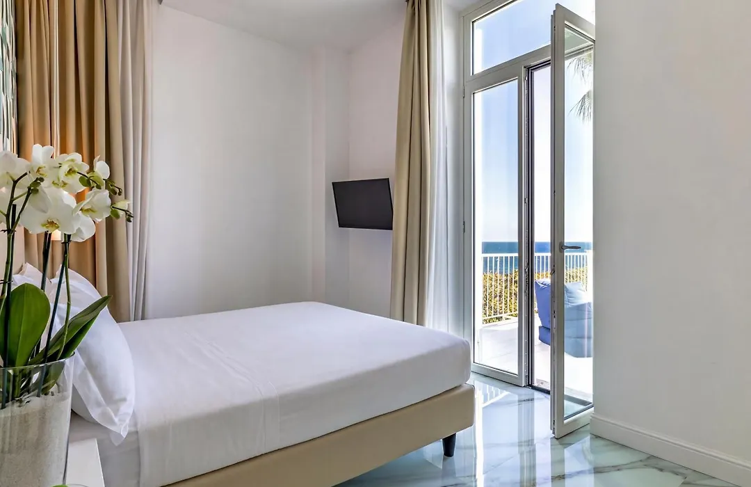Miramare Luxury Dependance-1