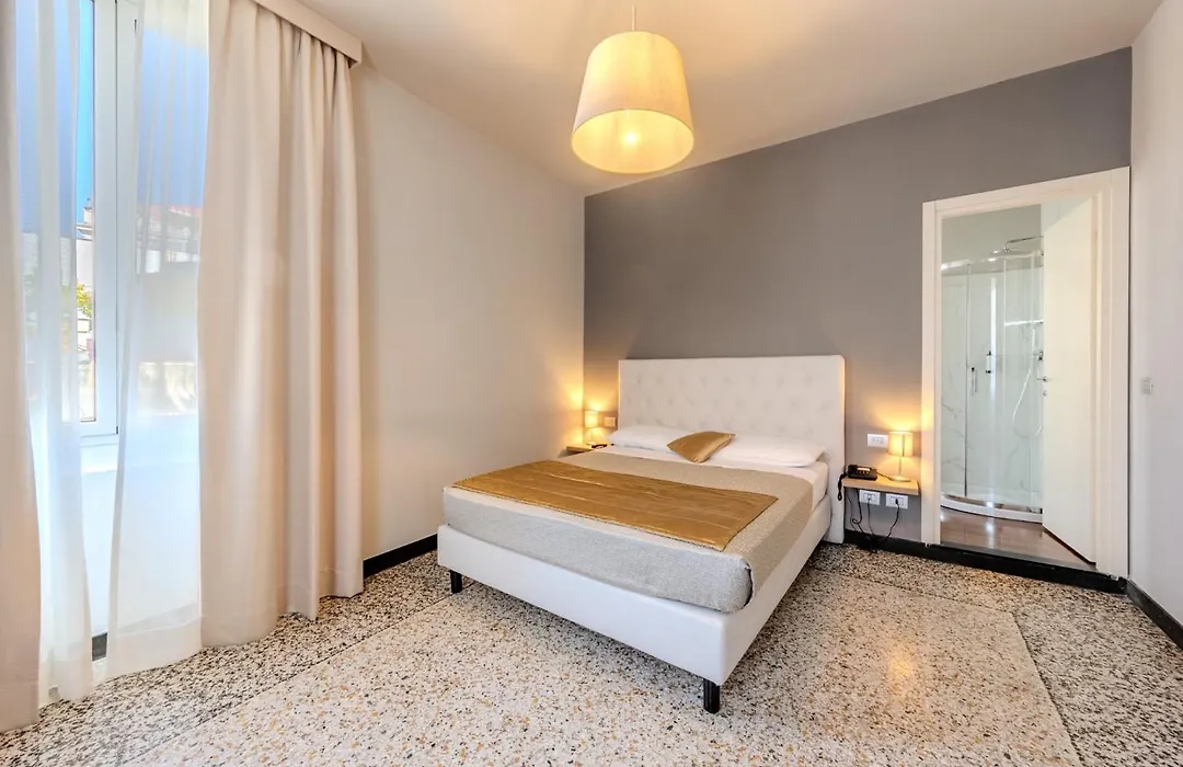 Hnn Luxury Suites-1