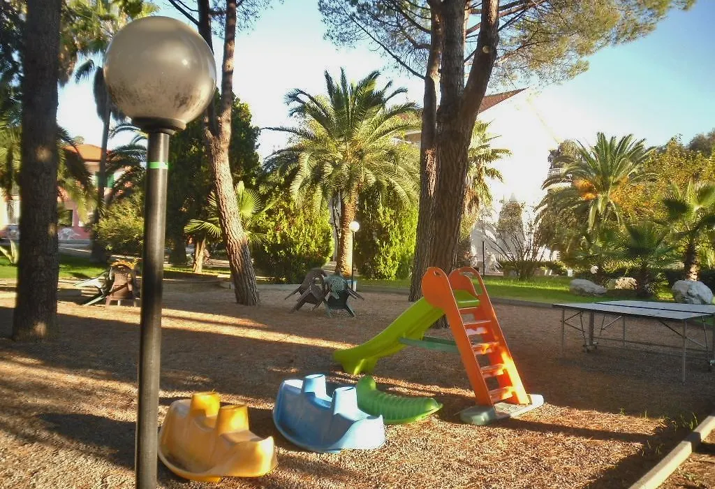 Villa Paola Loano-1
