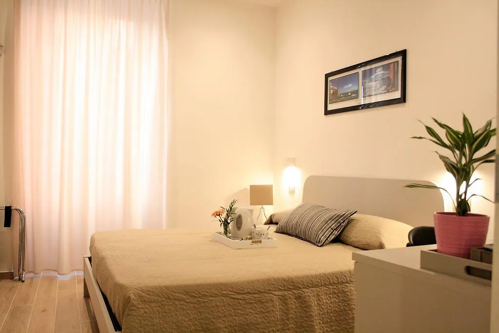 Real Rooms-1