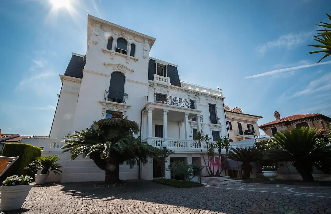 Residence Villa Chiara-1