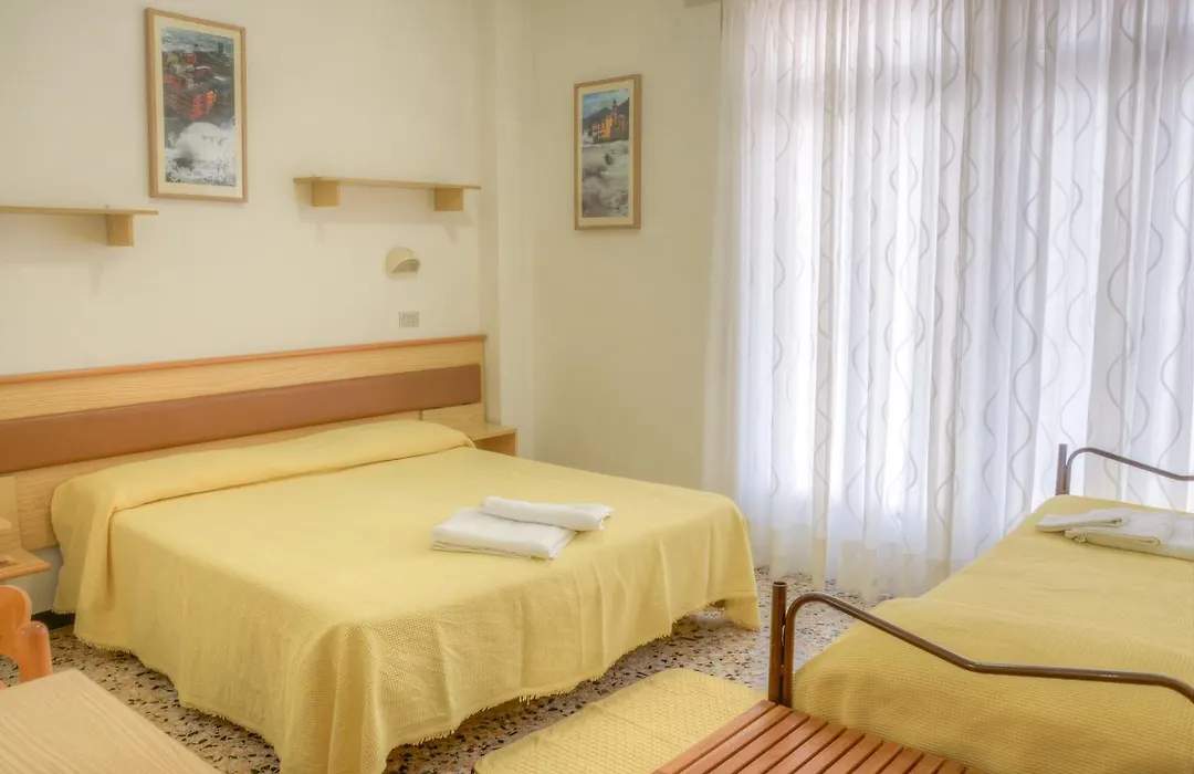 Hotel Villa Lina-1