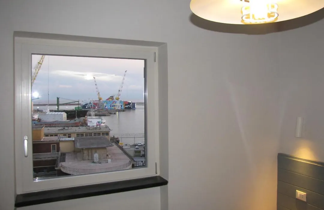 Aquarium Rooms-1