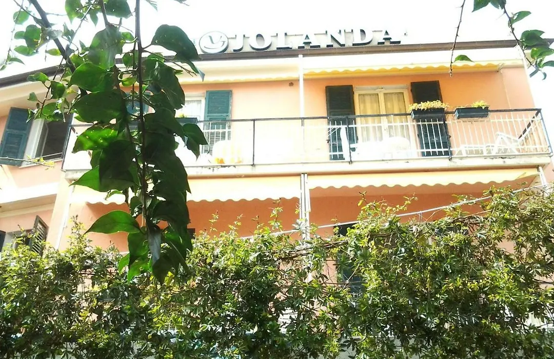 Hotel Villa Jolanda-1