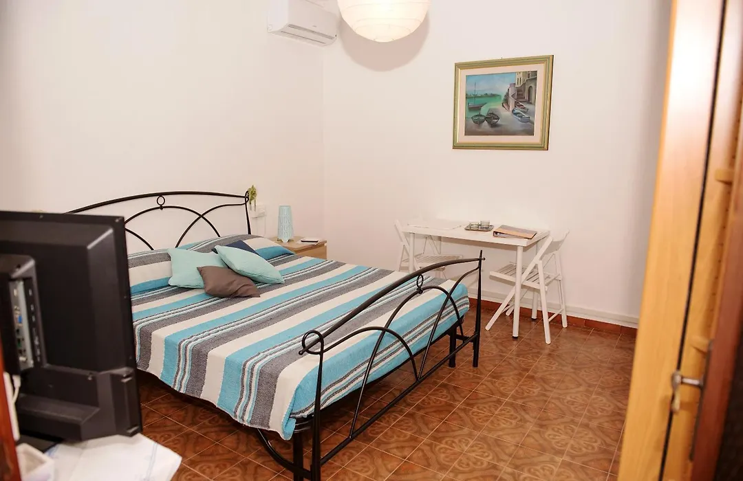 Affittacamere Fiorella-1