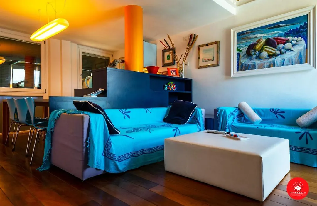 La Casa Dagli Occhi Blu-1