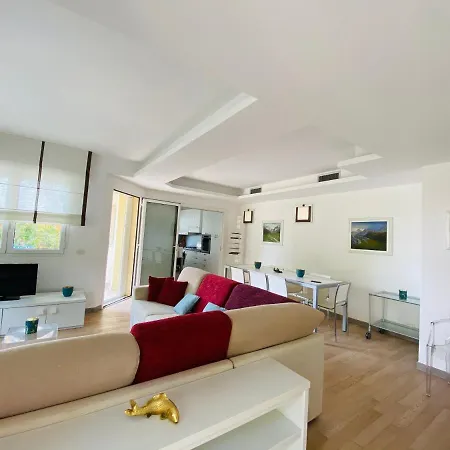 La Villa Nel Parco-3
