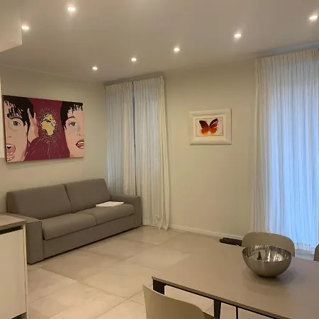 Casa Vacanze Residence Ideale Suites And Apartments-2