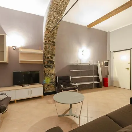 Joivy Warm Family Flat For 9, Near Porto Antico-2