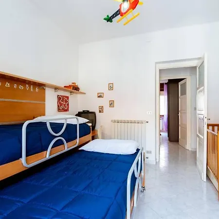 Appartamento Goethe - 2 Camere - 100M Stazione - 200M Palafiori-2