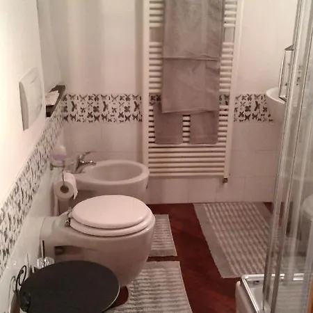 Room In Bb - San Lorenzo Bed And Breakfast-3