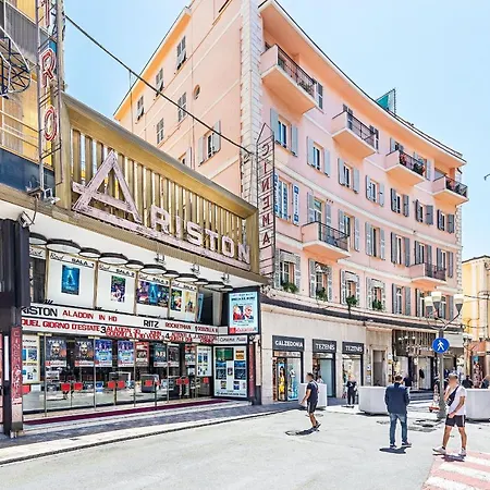 Gaudio Flat Near Ariston Theater By Wonderful Italy-3