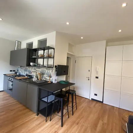 New Apartament In Front Of Genoa Cathedral-2