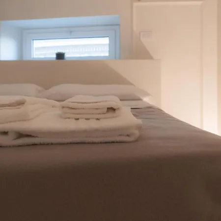 Loft Prestigioso Nel Centro Di Sanremo-3