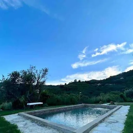 Charming Villa With Swimming Pool Near Alassio-3