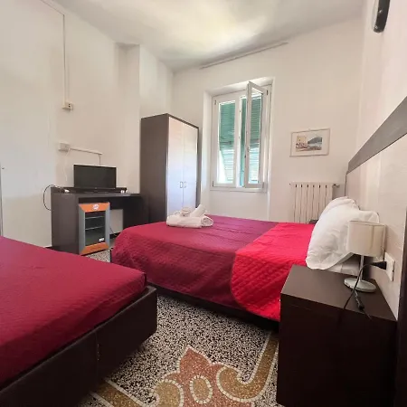 Hotel Monique-2