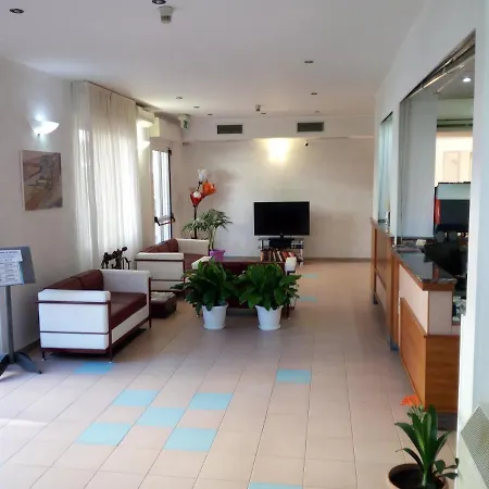 Hotel San Nazario-2