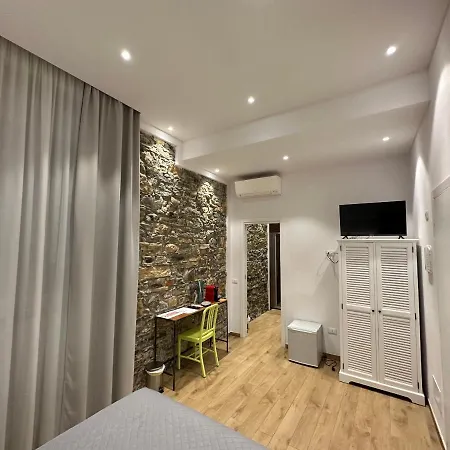 Holidays Rooms XX Settembre 228-2
