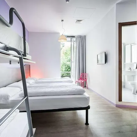 Hotel Nologo-3