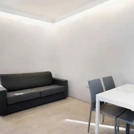 Casa Sanremo Tiziano Parking Gratis Centro 15 Minuti A Piedi-2