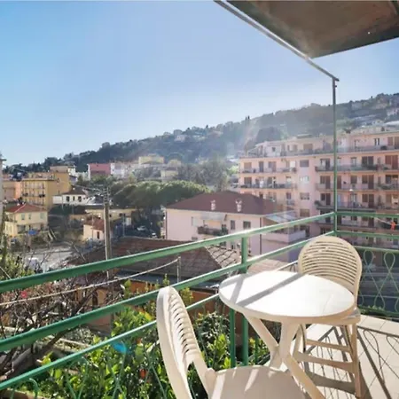Casa Sanremo Tiziano Parking Gratis Centro 15 Minuti A Piedi-3