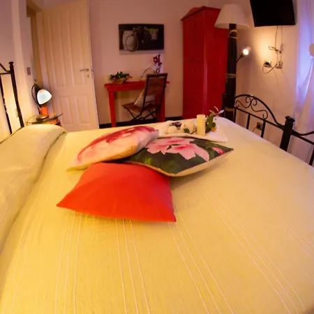 Rooms And Breakfast Da Carla-3