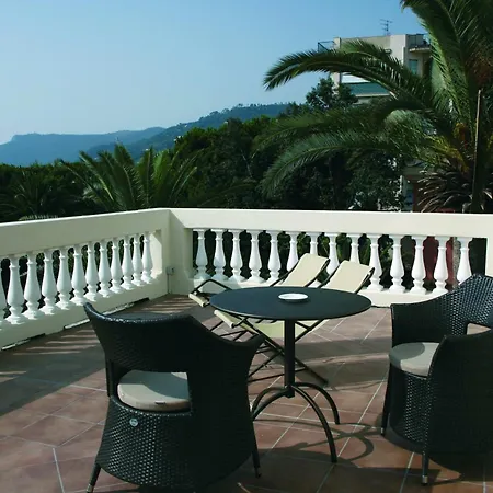 Villa Imperiale Hotel-3