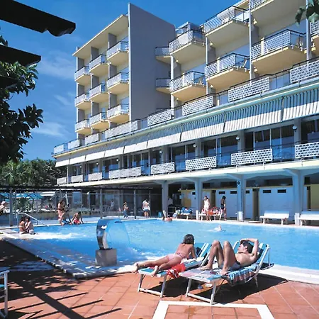 Hotel Bellevue Et Mediterranée-2
