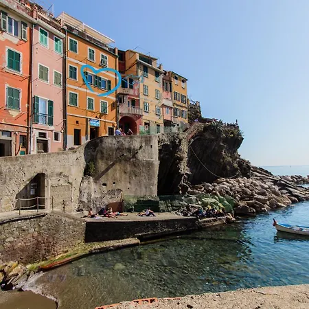 Il Mare Di Ada:Seaside Apartament In Riomaggiore-3