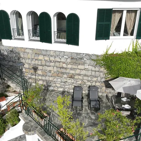 Rapallo Summer House-2