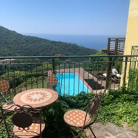 Corner Of Paradise Moneglia-3