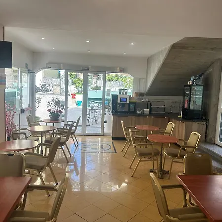 Hotel Jean Marie-3