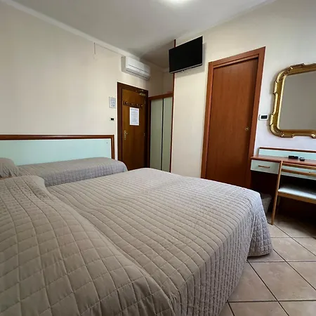 Hotel Svizzera-2
