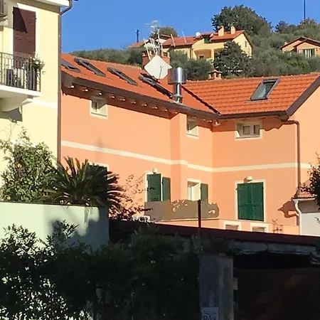 Casa Luigia Rooms Mtb In Finalborgo Bike Room-2