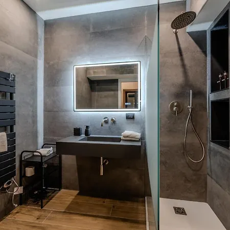 Soziglia Guest Rooms-3
