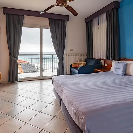 Hotel Lungomare-2